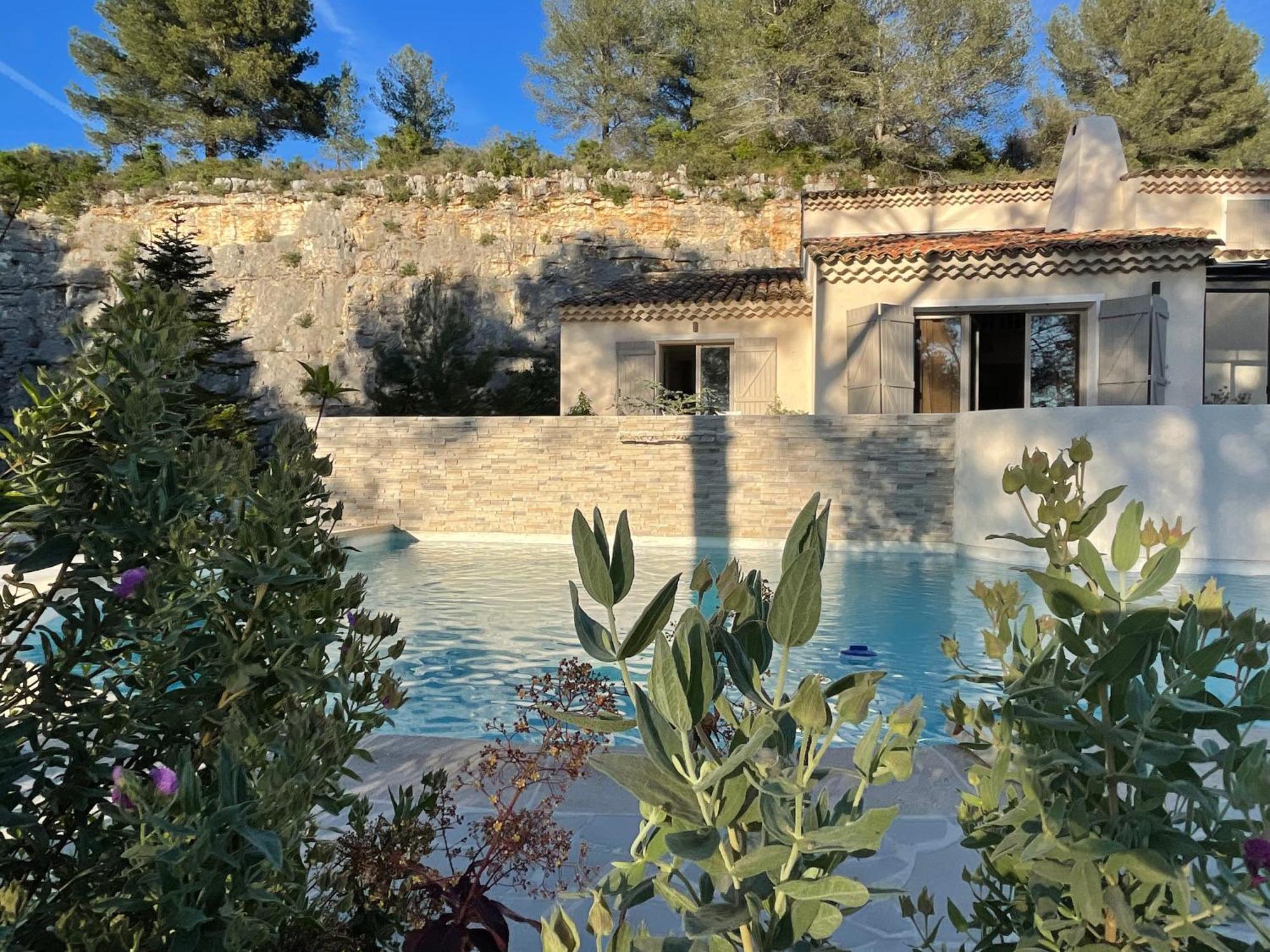 La Villa Des Carriers- Maison Avec Piscine Proche Mer โรกฟอร์-เลส์-แปงส์ ภายนอก รูปภาพ