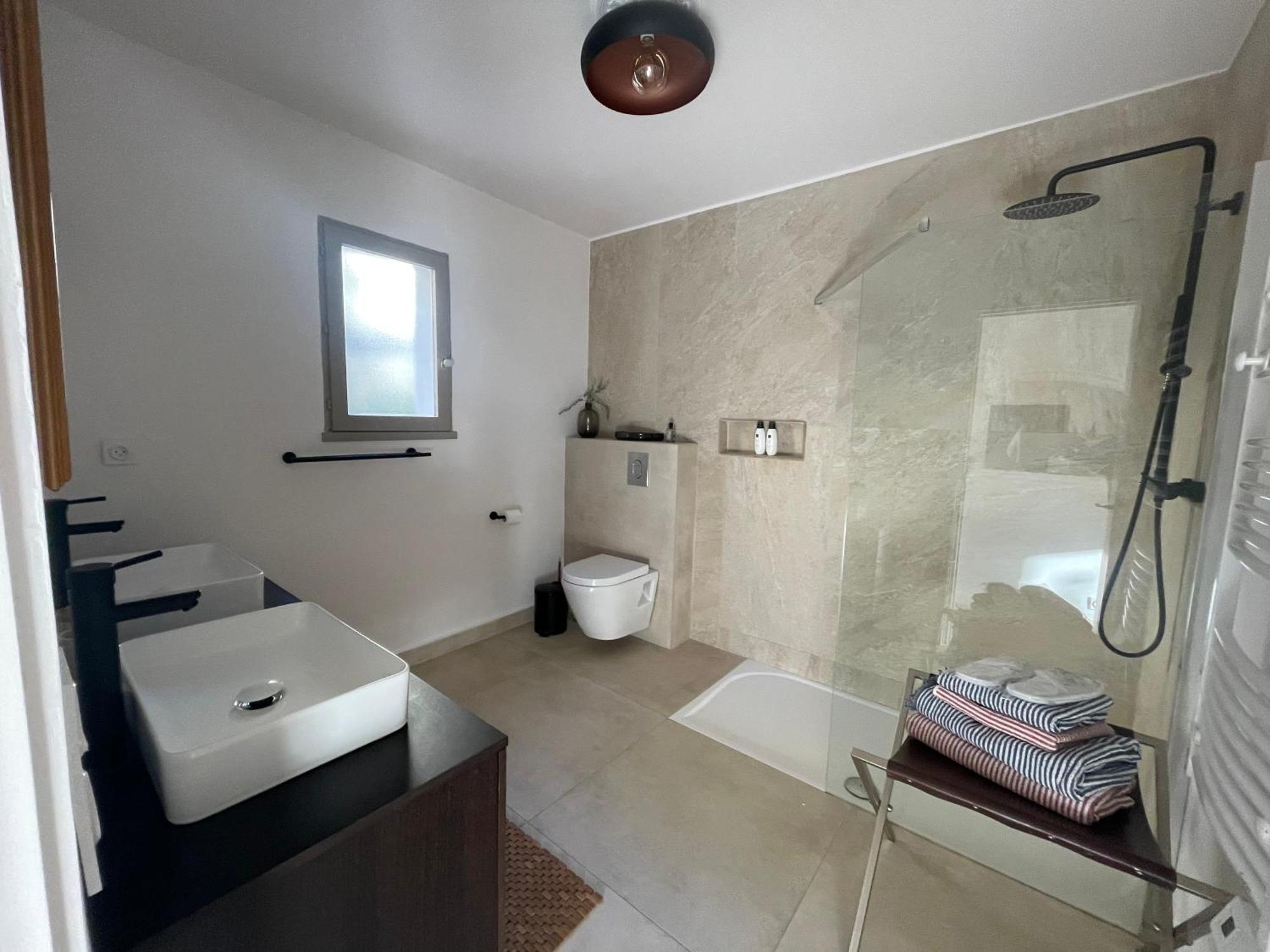 La Villa Des Carriers- Maison Avec Piscine Proche Mer โรกฟอร์-เลส์-แปงส์ ภายนอก รูปภาพ