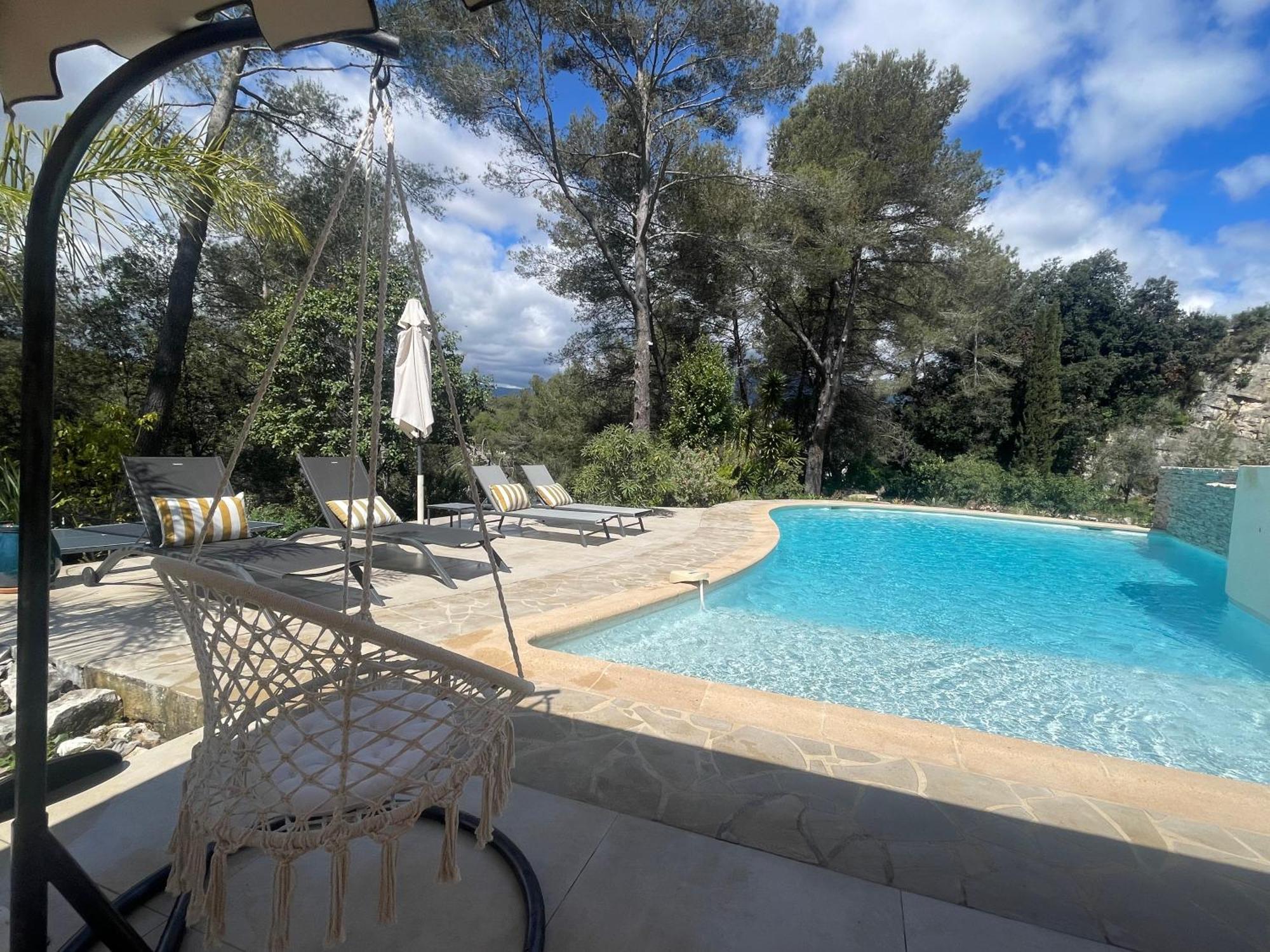La Villa Des Carriers- Maison Avec Piscine Proche Mer โรกฟอร์-เลส์-แปงส์ ภายนอก รูปภาพ